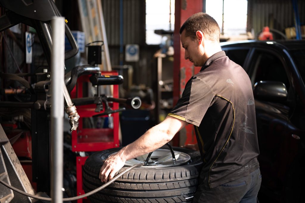 Lloyd Street Tyre and Auto Service