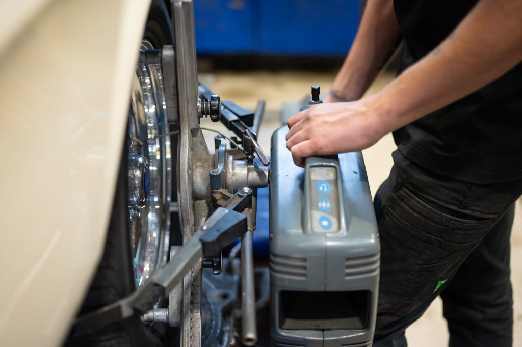 Lloyd Street Tyre and Auto Service